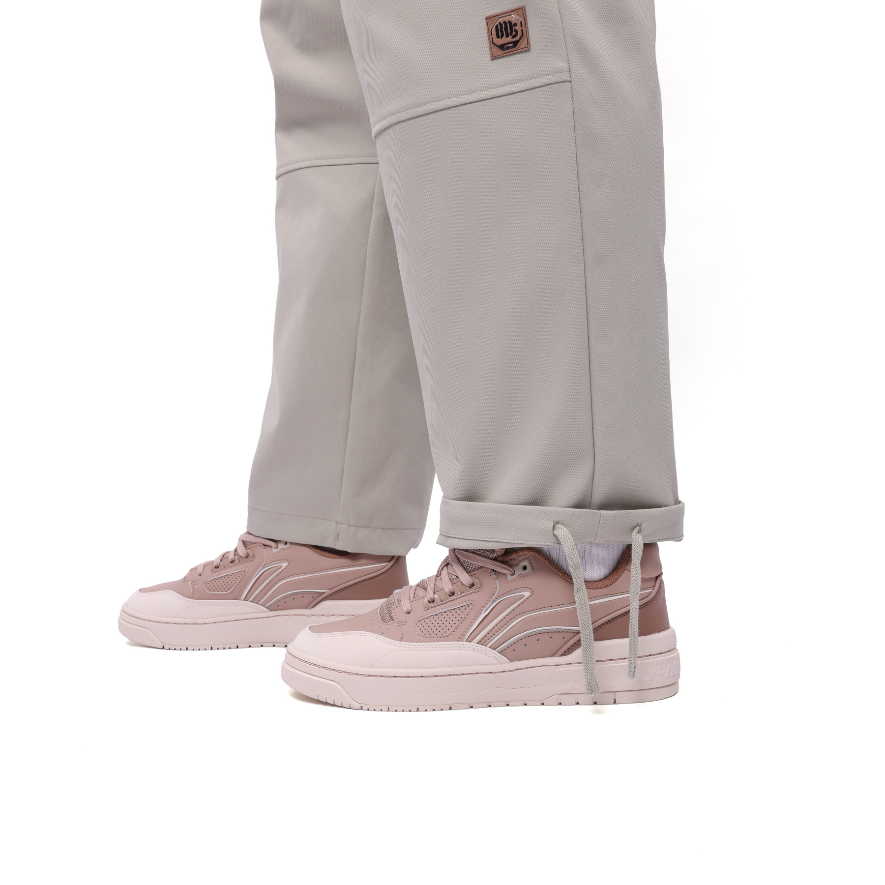 AYKW225-1 Брюки спортивные Badfive Culture хаки